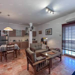 Prekrasna kuća s bazenom u Puli,  idealna za obitelj ili investiciju