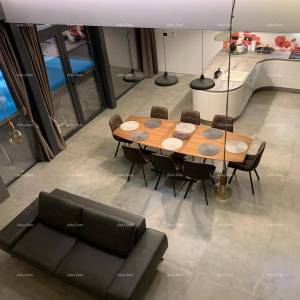 Prekrasna, moderna samostojeća kuća, Ližnjan!