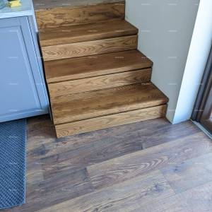 Prekrasna renovirana kuća s  pogledom i poslovnim prostorom