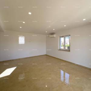 Prekrasna vila u mediteranskom stilu, Umag. Manji kompleks  sa vilama , blizina novog luksuznog kompleksa Petram Resorta....