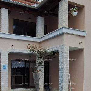 Prelijepa obiteljska kuća s pogledom na more – Veprinac, Opatija