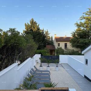 Premantura! Luksuzan stan s pogledom na more!