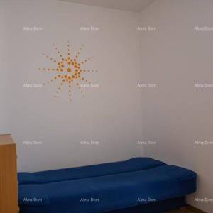 Prizemni apartman s lođom i bazenom. Medulin.