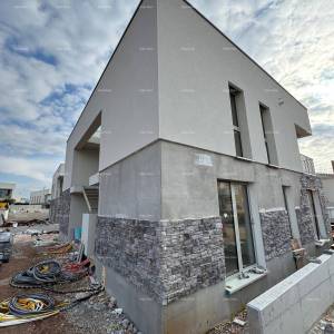 Prodaja apartmana u novogradnji s dva parkirna mjesta, 5 minuta od plaže, Umag! A21