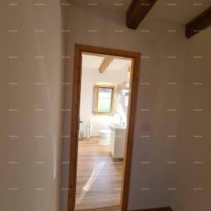 Prodaja! Dvije renovirane istarske kuće u Marčani.