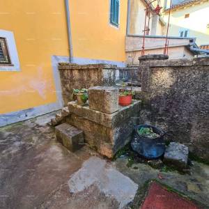 Prodaja! Dvije renovirane istarske kuće u Marčani.