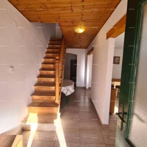 Prodaja! Dvije renovirane istarske kuće u Marčani.