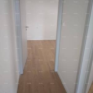 Prodaja dvoetažnog stana s parkirnim mjestom i vrtom, Rovinj! B1/B