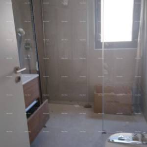 Prodaja dvoetažnog stana s parkirnim mjestom i vrtom, Rovinj! B1/B