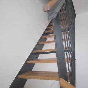 Prodaja dvoetažnog stana s parkirnim mjestom i vrtom, Rovinj! B1/B