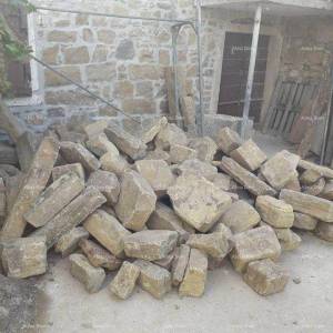 Prodaja kamene kuće u roh-bau fazi, Motovun!