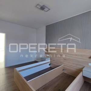 Novogradnja - Moderna kuća s bazenom i velikim vrtom, Bokanjac, Zadar
