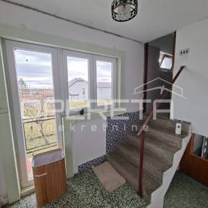 Prodaja, Kuća, Klinča Sela, Radnička, Dvojni objekt, 160m2