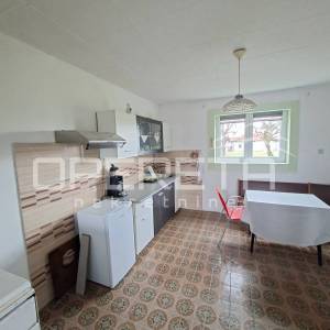 Prodaja, Kuća, Klinča Sela, Radnička, Dvojni objekt, 160m2