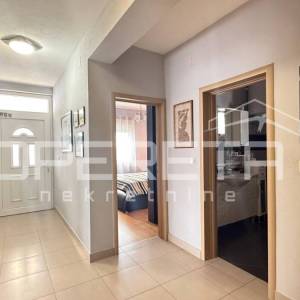 Prodaja, Kuća, Lukavec, Nova cesta, Samostojeća, 237m2