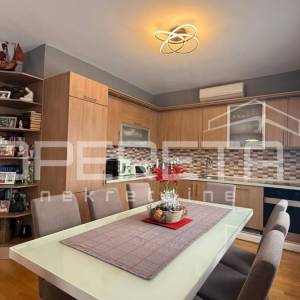 Prodaja, Kuća, Lukavec, Nova cesta, Samostojeća, 237m2