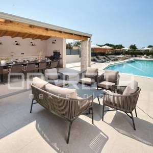 Prodaja, Kuća, Poreč, Poreč - Okolica, Samostojeća, 320m2