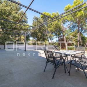 Prodaja, Kuća, Rovinj, Valsavie, Samostojeća, 150m2