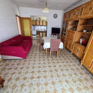 Prodaja kuće s dvije stambene jedinice, pomoćnim objektom i garažom, Ližnjan!