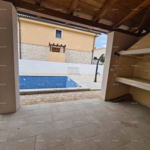 Prodaja kuće sa bazenom - Svetvinčenat