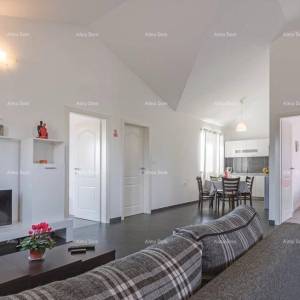 Prodaja kuće sa bazenom, Vodnjan