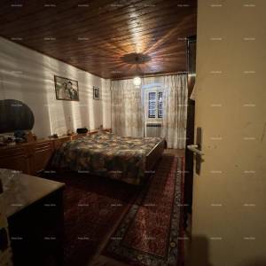 Prodaja kuće sa dvorištem u nepodrednoj blizini centra, Buje!