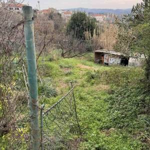 Prodaja kuće sa dvorištem u nepodrednoj blizini centra, Buje!