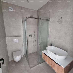 Prodaja luksuznog, dvoetažnog stana s bazenom, Tar! S2