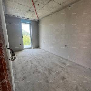 Prodaja luksuznog stana s parkirnim mjestom i pogledom na more, Ližnjan!