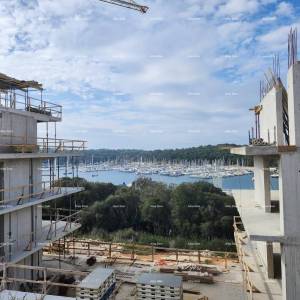 Prodaja modernih stanova u ekskluzivnoj zgradi sa pogledom na Marinu, Pula!