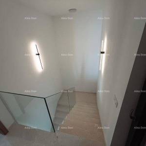 Prodaja novoizgrađene, moderne katnice sa bazenom u neposrednoj blizini mora, Pomer!