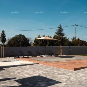 Prodaja novoizgrađene, moderne katnice sa bazenom u neposrednoj blizini mora, Pomer!