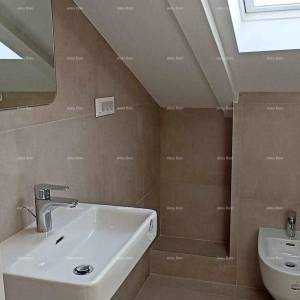 Prodaja novoopremljenog, dvoetažnog stana s pogledom na more, Tar, Poreč!