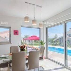 Prodaja prekrasne vile, blizina mjesta Marčane.