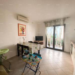 Prodaja prekrasne vile sa 6 apartmana na jednoj od najboljih lokacija u Supetaru, otok Brač!