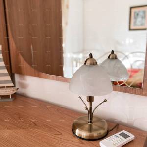 Prodaja prekrasne vile sa 6 apartmana na jednoj od najboljih lokacija u Supetaru, otok Brač!