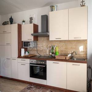 Prodaja, Split, stan 145 m2, izvrsna lokacija, cijela etaža 3.kata