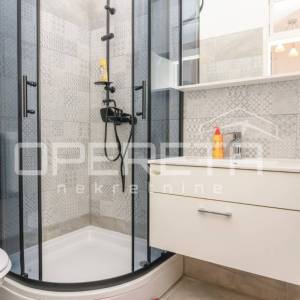 Prodaja, Stan, Centar, Trg Petra Zrinskog , 3s, 68m2