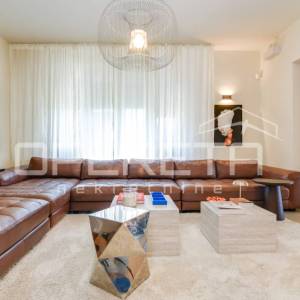 Prodaja, Stan, Centar, Vrhovec/Nad lipom, 5s, 190m2