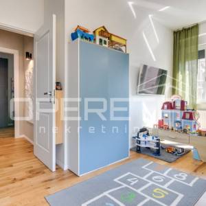 Prodaja, Stan, Centar, Vrhovec/Nad lipom, 5s, 190m2