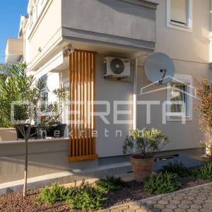 Funtana – stan u prizemlju s dvije spavaće sobe i vrtom.