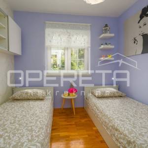 Funtana – stan u prizemlju s dvije spavaće sobe i vrtom.