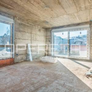 Četverosoban stan s vrtom - novogradnja u Sesvetama