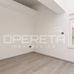 Prodaja, Stan, Srednjaci, Drniška, 4s, 80m2