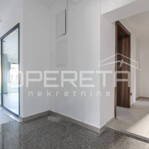 Prodaja, Stan, Srednjaci, Drniška, 4s, 80m2