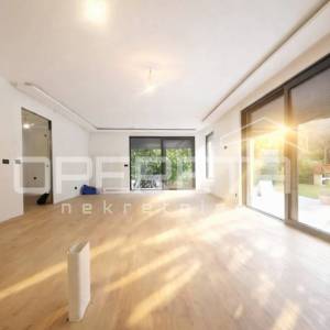 Prodaja, Stan, Sv. Nedelja, Hoto Vile, 4s, 153m2