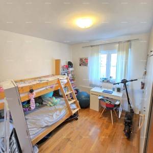 Prodaja - Stan u visokom prizemlju, Pula! Uporabna dozvola!