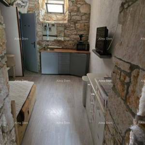 Prodaja stana na Verudi – Mirna ulica, odlično za život ili investiciju