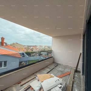 Prodaja stanova u izgradnji, Valbandon! Doetažni stan. Blizina plaža.