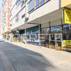 Prodaja, Ulični lokal, Volovčica, Trg Stjepana Konzula, 57m2